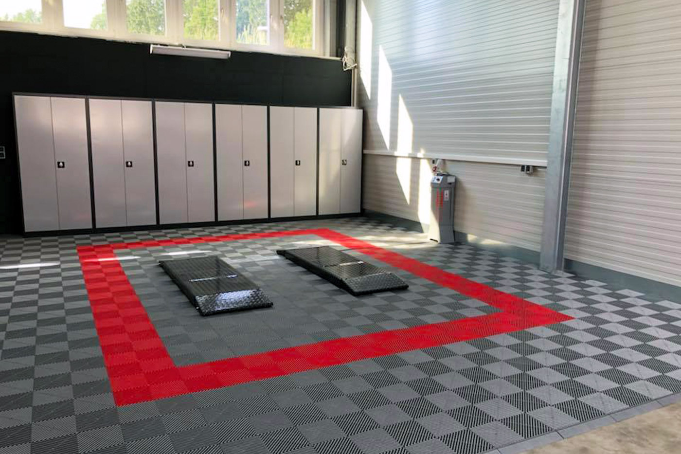 Garagenboden aus Kunststoff mit Klicksystem